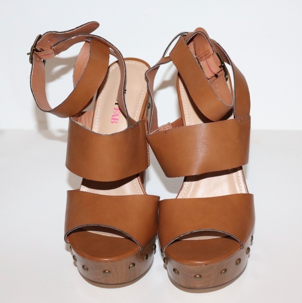 Summer heels